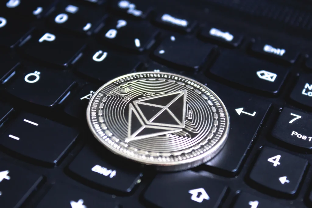 trustee wallet, store private keys, buy bitcoin, multiple wallets, bank card