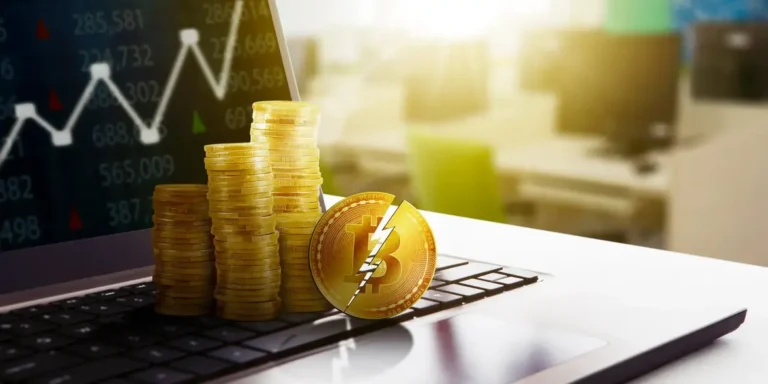 Что такое халвинг биткоина и как он влияет на цену BTC?